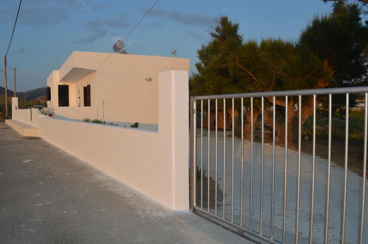 Waves House Villa Kíssamos Exteriör bild